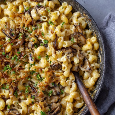 A pan of balsamic caramelized onion mushroom mac cheese.